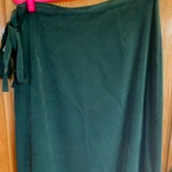 KOOS Of Course! Hunter Green Long Wrap Skirt with Slit Sz: L - Picture 3 of 8